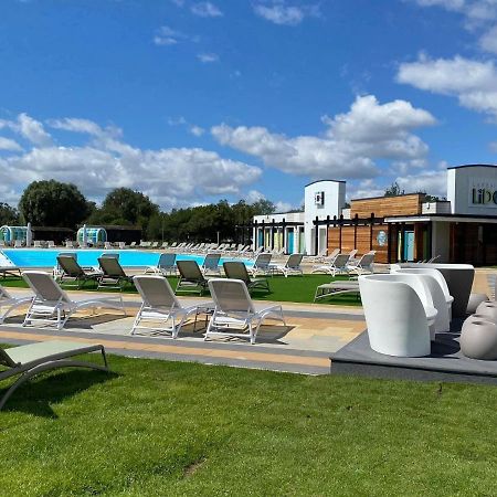 The Sunflower Luxury Caravan At Tattersall Lakes 호텔 태터셜 외부 사진