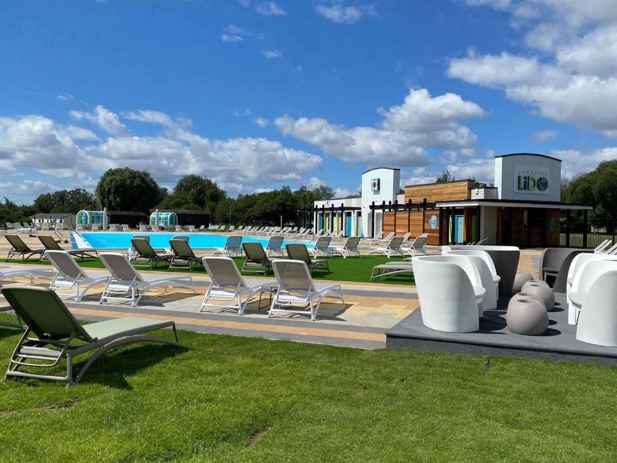 The Sunflower Luxury Caravan At Tattersall Lakes 호텔 태터셜 외부 사진